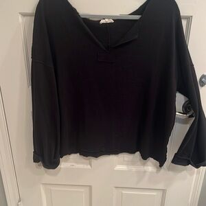 Black v neck over sized sweatshirt